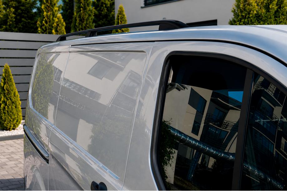 Ford Custom 2013-2022 Relingi dachowe Skyport (2 szt, czarne) Image