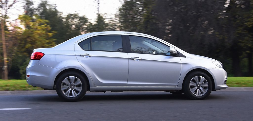Przegląd sedan Great Wall C30