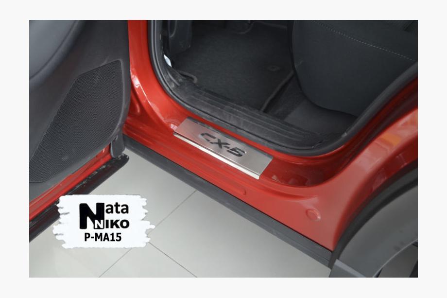 Mazda CX-5 2017–2025 Nakładki progowe Nataniko (4 szt., stal nierdzewna) Standard - Taśma Lohmann, 0,5 mm Zdjęcia 3