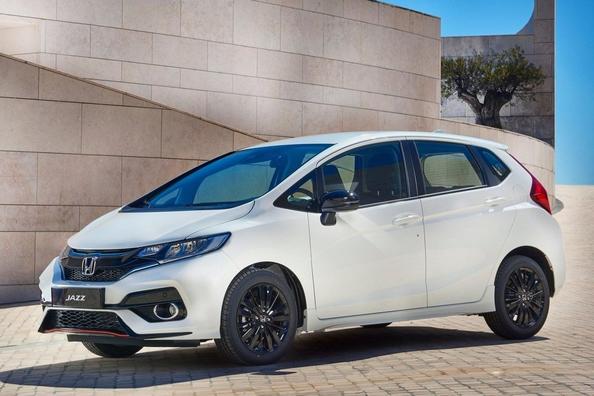 Przegląd zaktualizowanego kompaktowego hatchbacka Honda Jazz