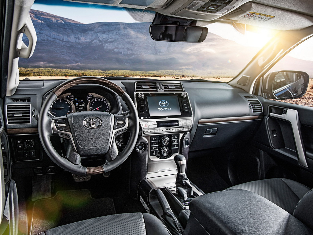 Odświeżony suv, Toyota Land Cruiser Prado