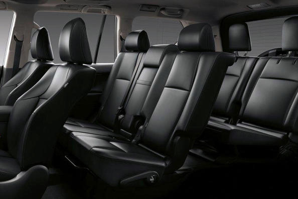 Odświeżony suv, Toyota Land Cruiser Prado Zdjęcie 9