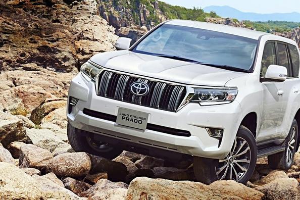 Odświeżony suv, Toyota Land Cruiser Prado Zdjęcie 7