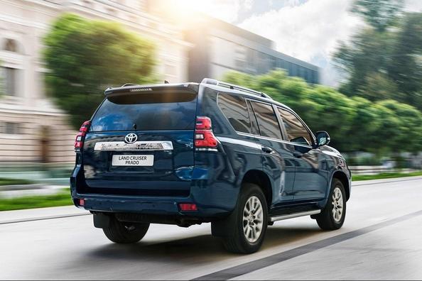 Odświeżony suv, Toyota Land Cruiser Prado Zdjęcie 5