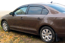 Volkswagen Jetta 2011-2018 Deflektory Okien (4 szt, HIC) zdjęcia 5