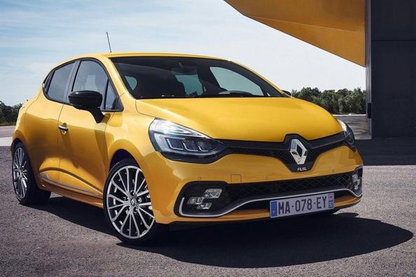 Przegląd naładowana hatchback Renault Clio RS