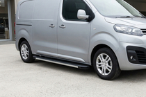 Citroen Jumpy/Dispatch 2017- Progi Boczné Maya V1 (2 szt., Aluminium) zdjęcia 1