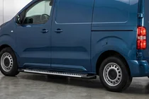 Citroen Jumpy/Dispatch 2017- Progi Boczne Line (2 szt., Aluminium) zdjęcia 1