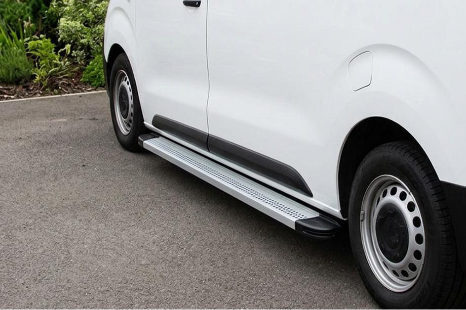 Peugeot Expert 2017- Progi Boczne Maya V2 (2 szt., Aluminium) Image