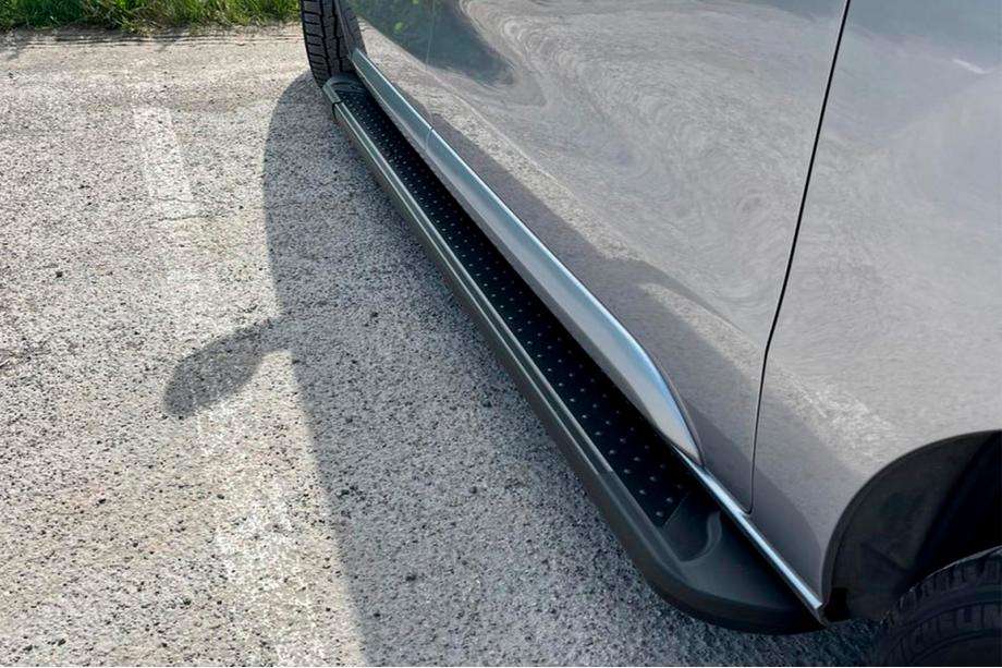 Citroen SpaceTourer 2016- Progi Boczné Allmond Black (2 szt., Aluminium) M - Średni Rozstaw Osi Zdjęcia 2