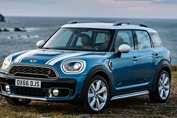 Przegląd zwrotnicy MINI Countryman drugiej generacji