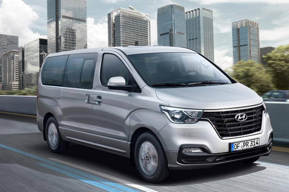Przegląd zaktualizowanego minivana Hyundai H-1