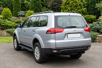 Mitsubishi Pajero Sport 2008-2015 Progi Boczné Bosphorus Black (2 szt., Aluminium) zdjęcia 1
