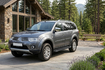 Mitsubishi Pajero Sport 2008-2015 Progi Boczne RedLine Black (2 szt., Aluminium) zdjęcia 1