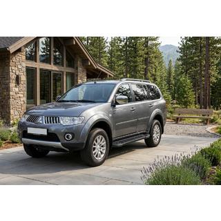 Progi Boczne RedLine Black (2 szt., Aluminium) Mitsubishi Pajero Sport 2008-2015 zdjęcia 1