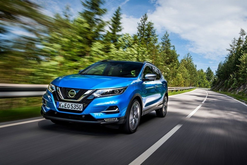 Przegląd zaktualizowanego zwrotnicy Nissan Qashqai drugiej generacji