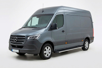 Mercedes Sprinter W907/W910 2018- Progi Boczné Maya V1 (2 szt., Aluminium) Średni Rozstaw Osi - Napęd Tylny zdjęcia 1