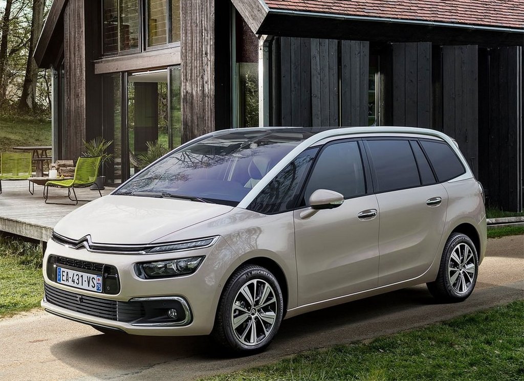 Siedem stanowisk minivan Citroena Grand C4 Picasso