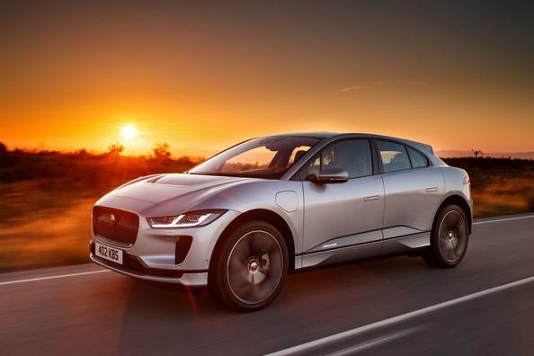 Elektryczny napęd na wszystkie koła crossover Jaguara I-Pace