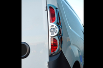 Opel Combo 2012-2018 Ramki na lampy tylne (2012-2015, 2 szt, plastik) zdjęcia 2