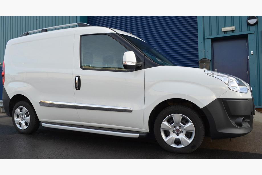 Opel Combo 2012-2018 Listwy Drzwiowe Stal Nierdzewna (4 szt) OmsaLine - Włoska Stal Nierdzewna Image
