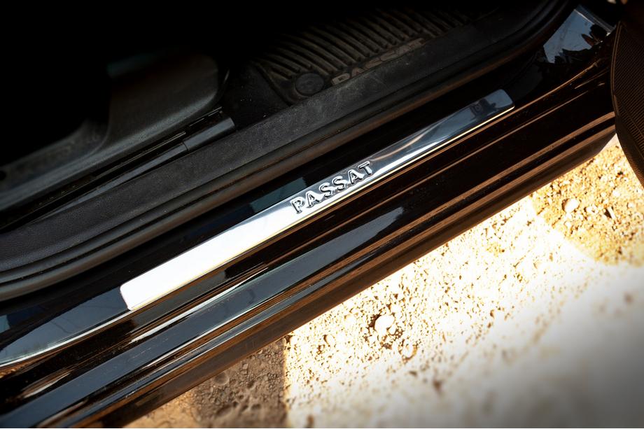 Volkswagen Passat B7 2012-2015 Nakładki progowe OmsaLine typ 1 (4 szt, stal nierdzewna) Image