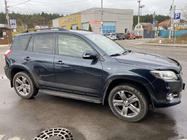 Toyota Rav 4 2006-2013 Relingi dachowe Skyport (czarne) zdjęcia 2