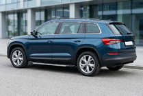 Skoda Kodiaq 2016-2023 Progi Boczné RedLine V1 (2 szt., Aluminium) zdjęcia 1