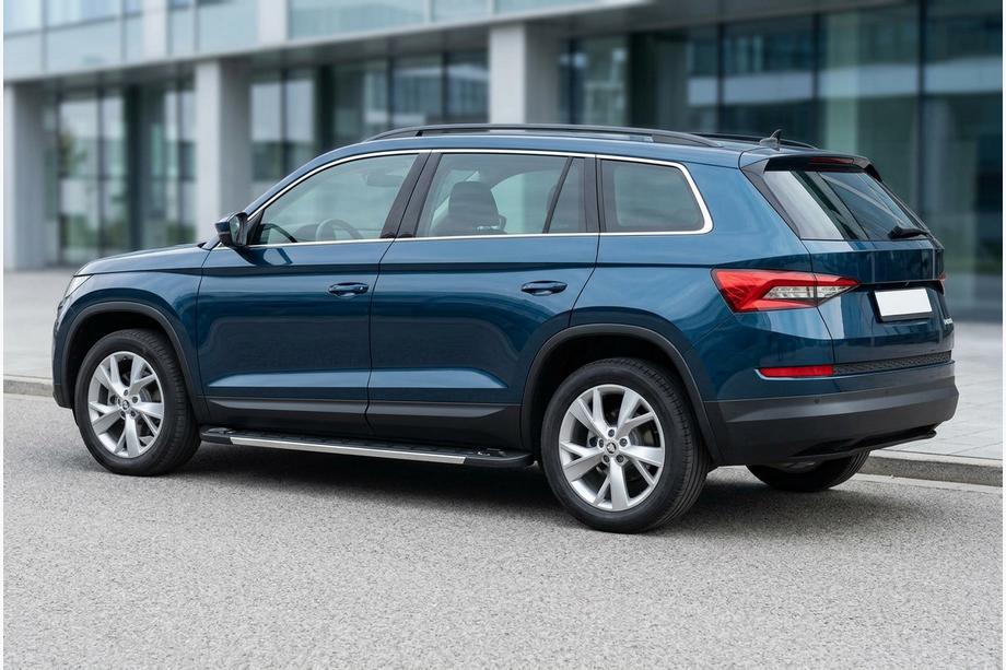 Skoda Kodiaq 2016-2023 Progi Boczné RedLine V1 (2 szt., Aluminium) Image