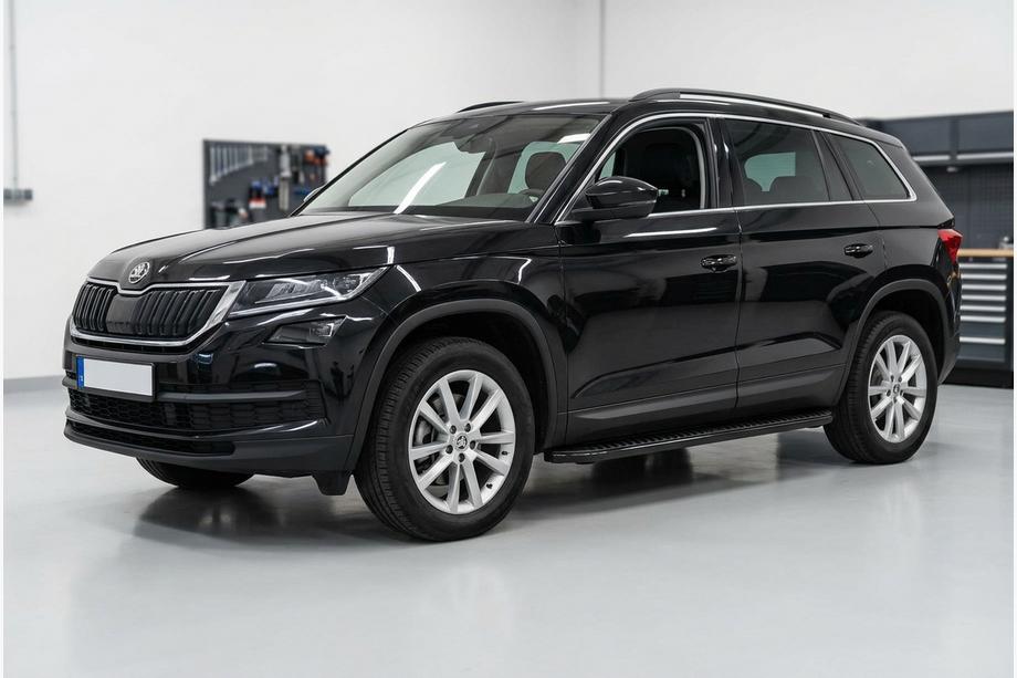 Skoda Kodiaq 2016-2023 Progi Boczné Tayga Black (2 szt., Aluminium) Image
