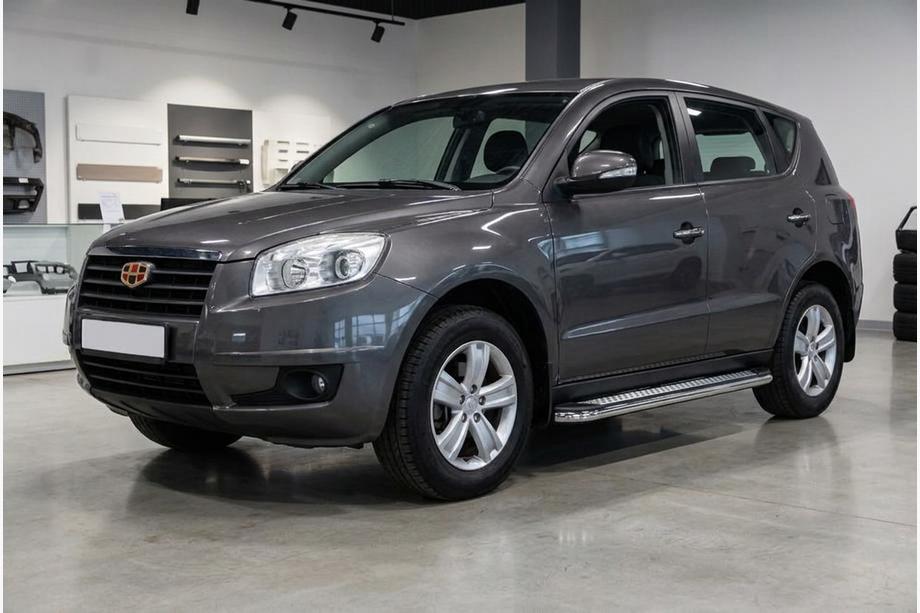 Geely Emgrand X7 2011- Progi Boczne Maydos V2 (2 szt., Aluminium i Stal Nierdzewna) Image