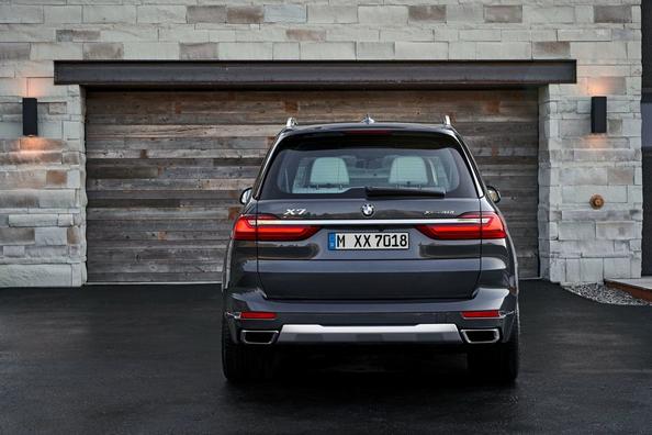 Flagowy suv BMW X7 Zdjęcie 9