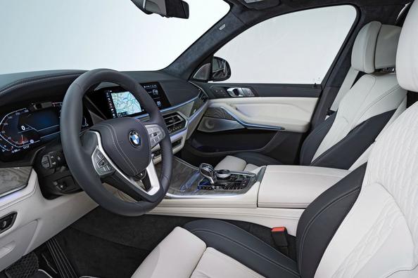 Flagowy suv BMW X7 Zdjęcie 7