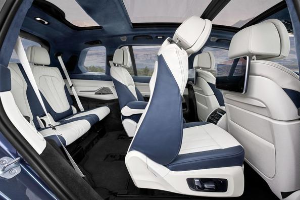 Flagowy suv BMW X7 Zdjęcie 6