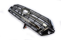 Toyota Land Cruiser 200 2007-2021 Atrapa Chłodnicy 2016-2021 (LED) zdjęcia 3