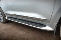 Toyota Land Cruiser 200 2007-2021 Zestaw Listew Drzwiowych (2016-2021) zdjęcia 3