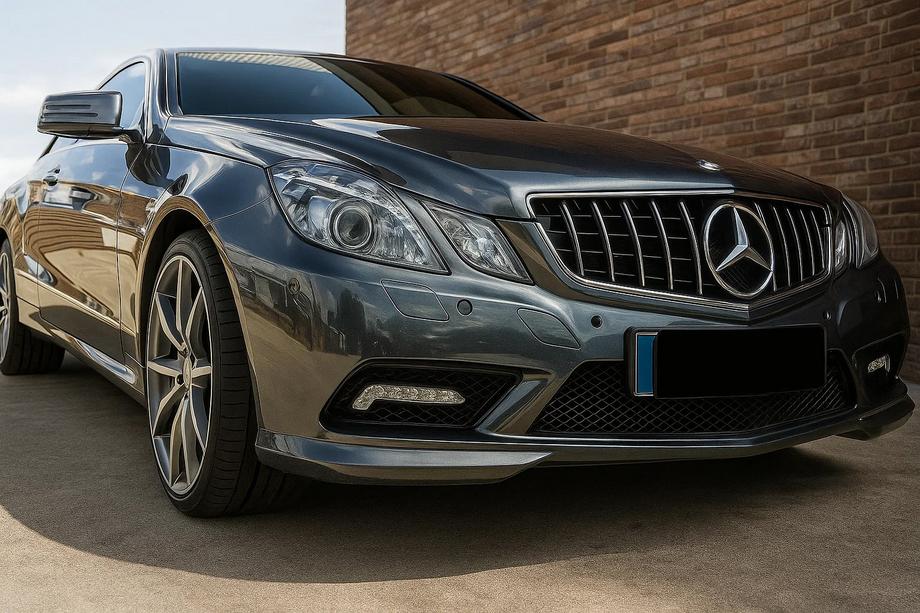 Mercedes E-class coupe C207 2010-2017 Atrapa Chłodnicy Przednia (2009-2013, GT Panamericana) Image