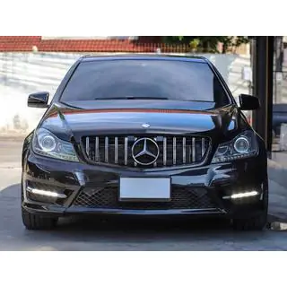 Przedni Grill GT Panamericana