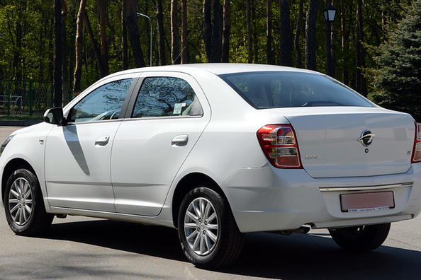 Przegląd sedan Ravon R4 Zdjęcie 4