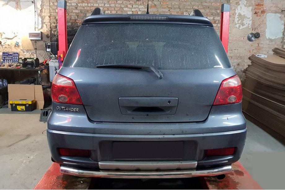 Mitsubishi Outlander 2001-2006 Pałąk Tylny AK002/2 (Stal Nierdzewna) Image