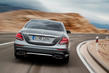 Przegląd sedan Mercedes-Benz E-Class piątej generacji zdjęcia 9