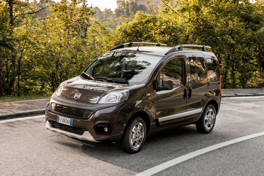 Przegląd kompaktowego minivana Fiat Qubo