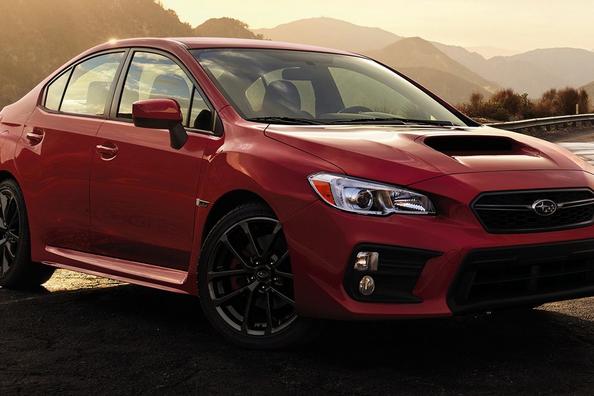 Przegląd zaktualizowanego sportowego sedana Subaru WRX