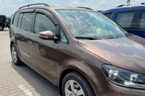 Volkswagen Touran 2010-2015 Deflektory Okien (4 szt, HIC) zdjęcia 1