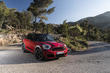 Przegląd kompaktowego crossovera MINI JCW Countryman zdjęcia 2