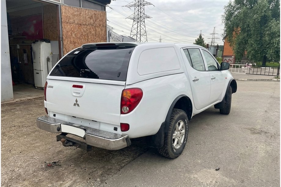 Mitsubishi L200 2006-2015 Hardtop (2012-2015) Zdjęcia 1