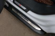 Audi Q7 2015–2026 Progi Boczné OEM V3 (2 szt., Aluminium) zdjęcia 12