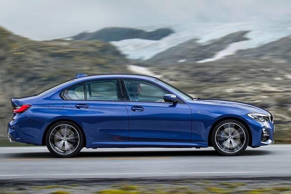 Przegląd siódmej generacji sedan BMW 3-Series Zdjęcie 9