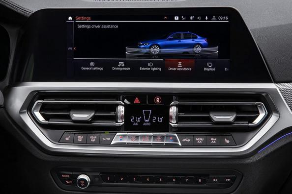 Przegląd siódmej generacji sedan BMW 3-Series Zdjęcie 7