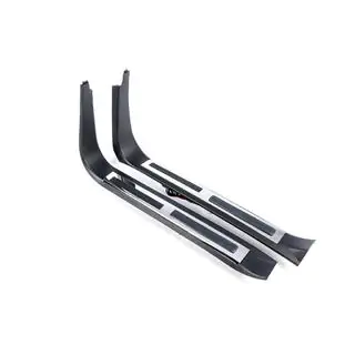Plastikowe nakladki progowe z podswietleniem (czarne) Toyota Land Cruiser 200 2007-2021 zdjęcia 2